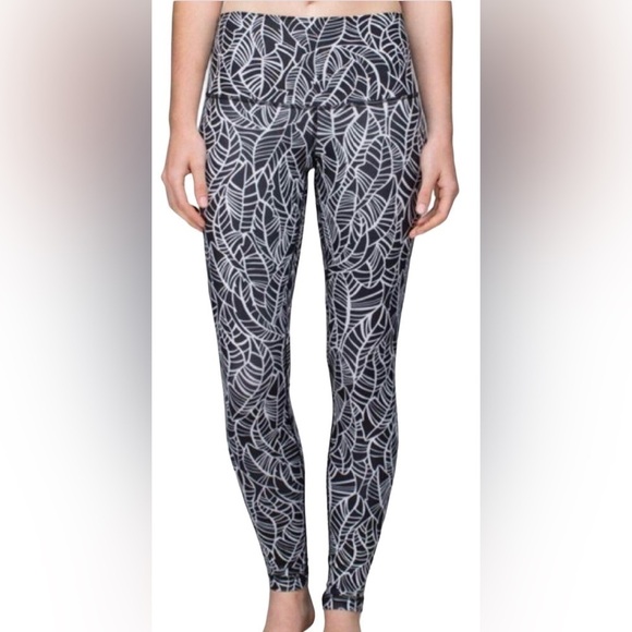 LULULEMON Wunder under roll down leggings - Picture 1 of 6